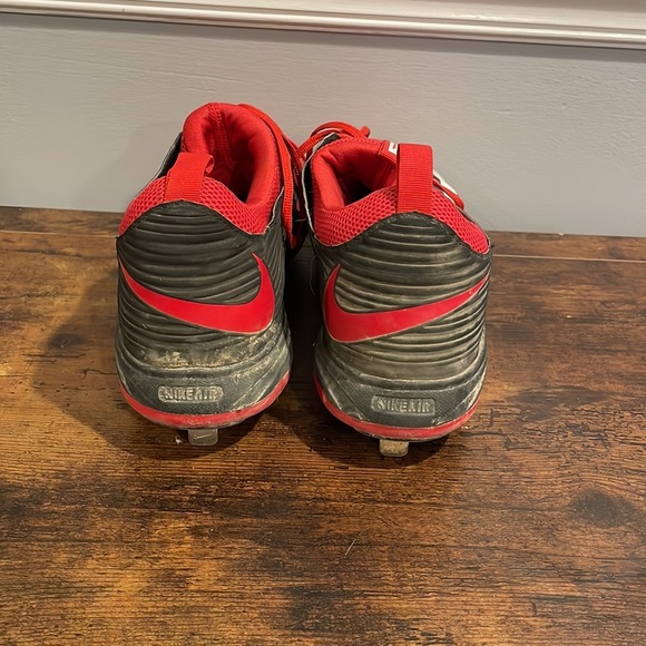 Nike metal cleats - Picture 3 of 6